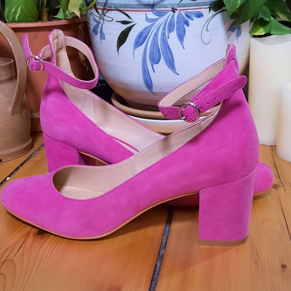 Brand New Pink Block heels